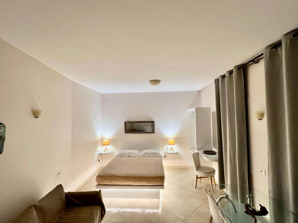 Artemisia Guest house 3*
