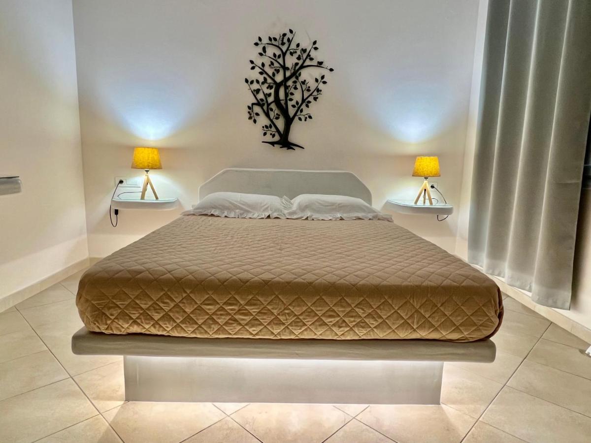 Artemisia Guest house Imerovigli (Santorini)